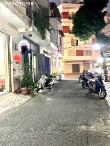 SIÊU PHẨM BÁN NHÀ 2 MẶT TIỀN XE TẢI QUAY ĐẦU – KHU VIP ĐƯỜNG BẠCH ĐẰNG PHƯỜNG 2 QUẬN TÂN BÌNH – NGANG HIẾM 5 X 10M - SỔ VUÔNG VỨC CHUẨN ĐẸP